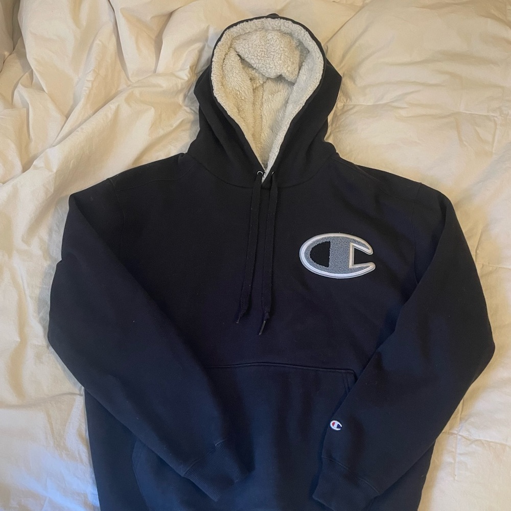CHAMPION black hoodie with fur hood